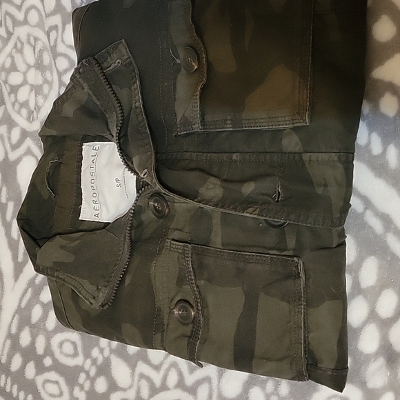 Mens or womans army jacket -Aeropostale, sm. - Picture 3 of 6